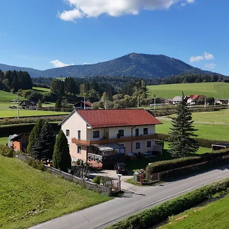 Haus Petra Apartamento